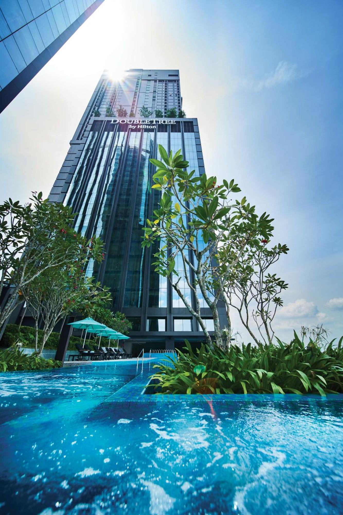 Doubletree By Hilton Shah Alam I-City Exterior foto The Ritz-Carlton, Kuala Lumpur